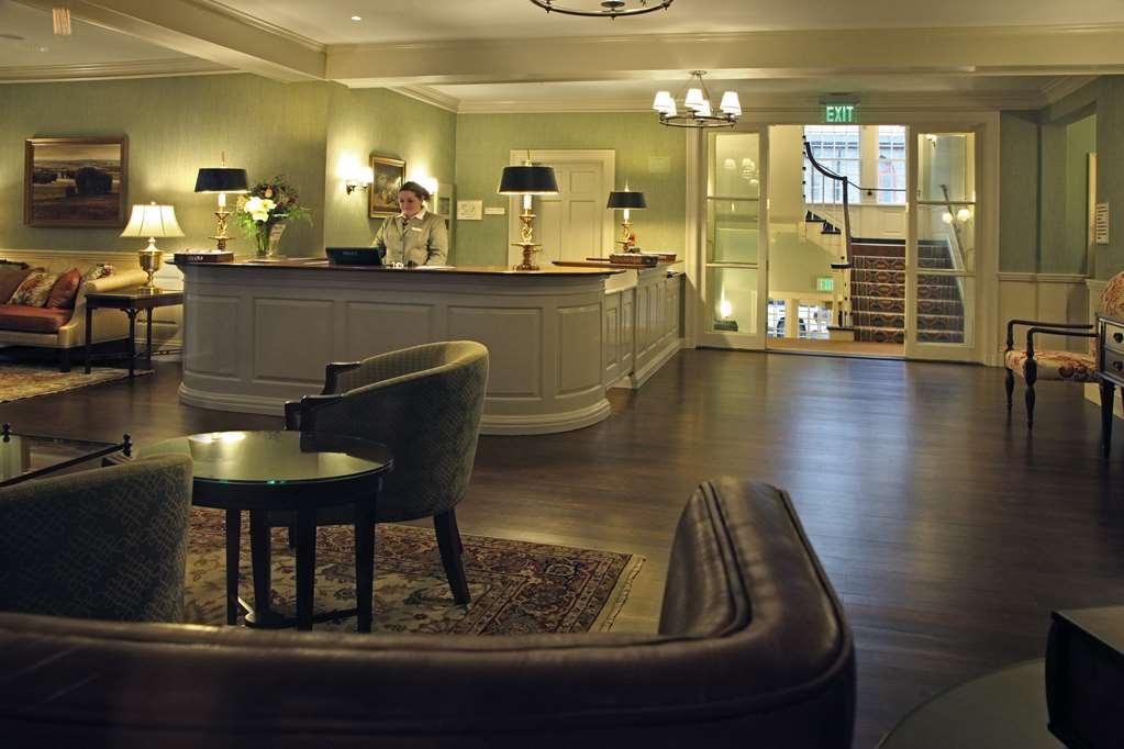 Inn On Boltwood Amherst Interior photo
