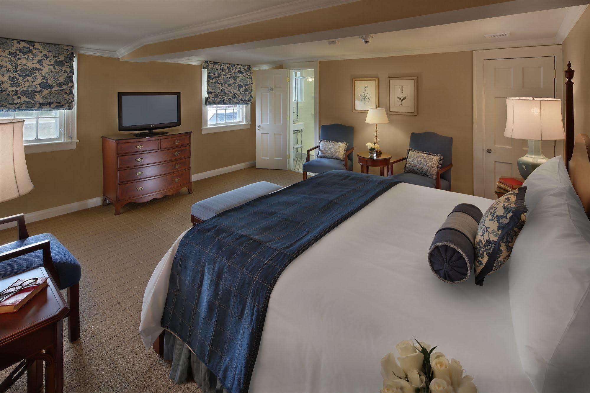 Inn On Boltwood Amherst Room photo